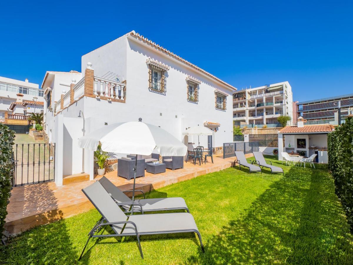 Cubo'S Hostal William'S Sunny 2 With Breakfast Torre de Benagalbon Esterno foto