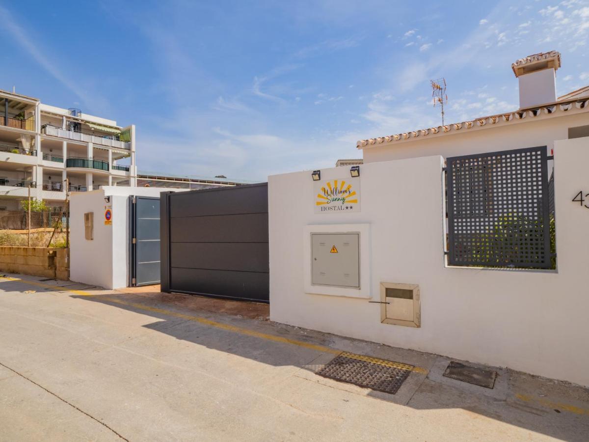 Cubo'S Hostal William'S Sunny 2 With Breakfast Torre de Benagalbon Esterno foto