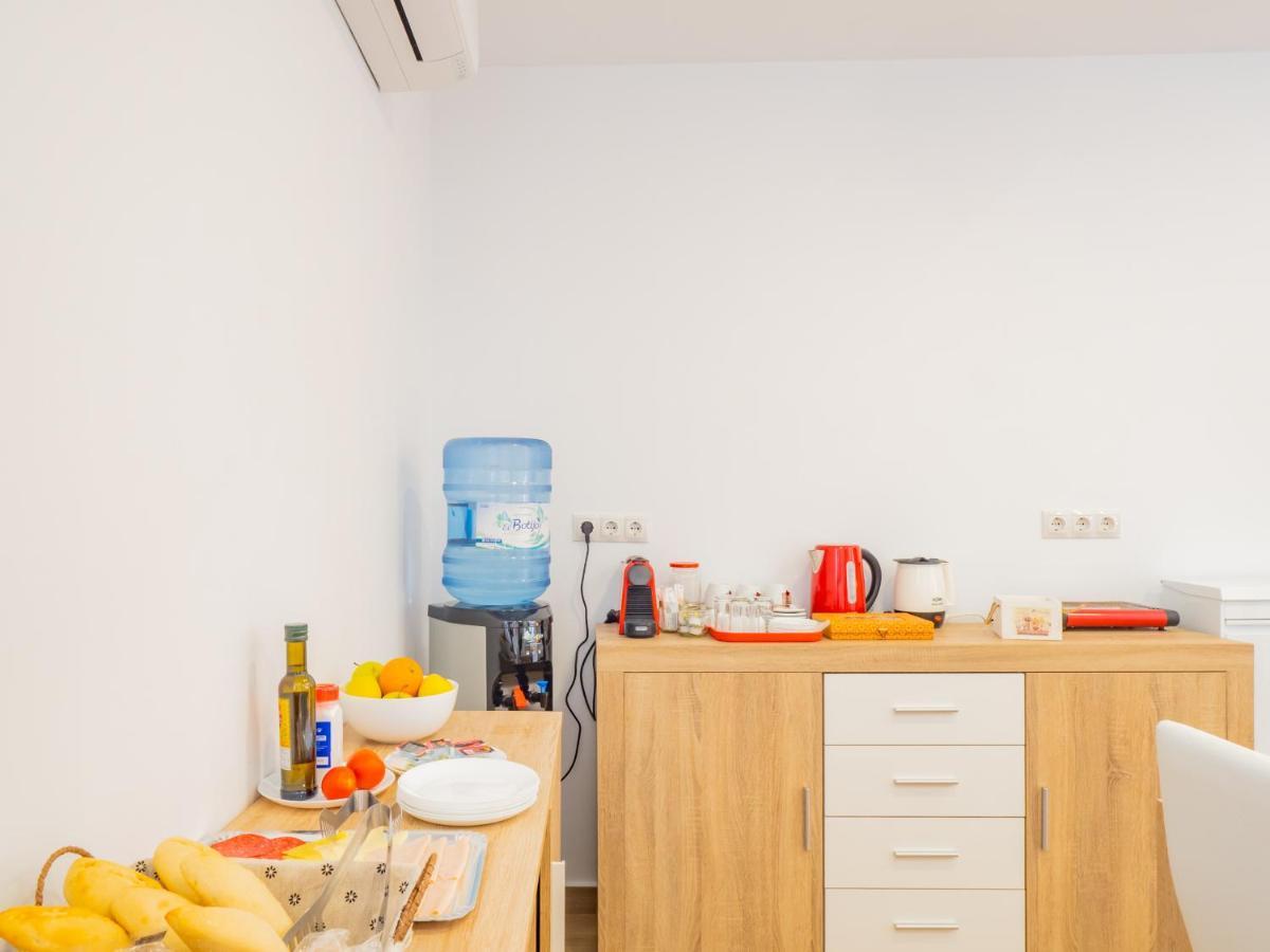 Cubo'S Hostal William'S Sunny 2 With Breakfast Torre de Benagalbon Esterno foto