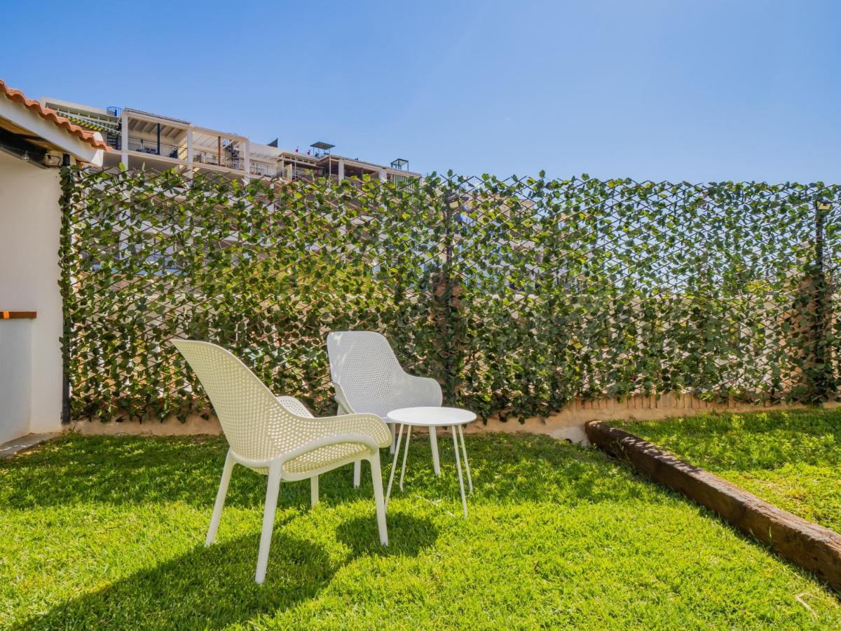 Cubo'S Hostal William'S Sunny 2 With Breakfast Torre de Benagalbon Esterno foto